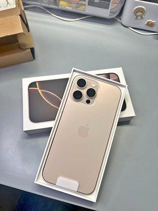 iPhone 16 Pro Max