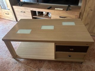 Mesa auxiliar de comedor
