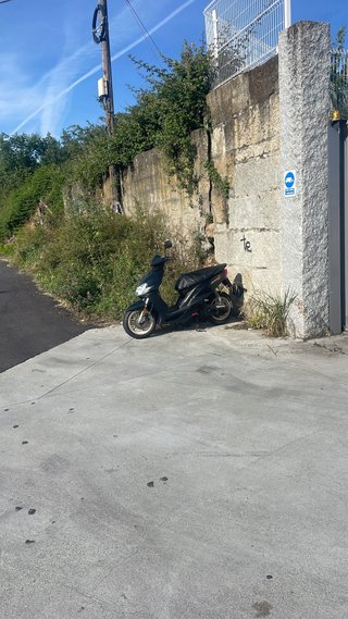 Yamaha Jog 50cc Scooter Negra