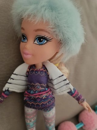 Bratz Snowkissed Muñeca y Accesorios