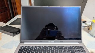 ASUS Vivobook 15 i5-1335U 16GB 1TB SSD.