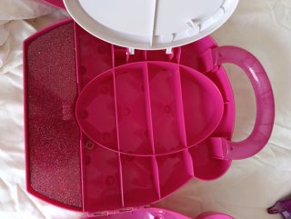 Guardaroba Barbie rosa con specchio