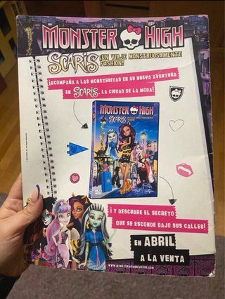 pack de dos revistas monster high!