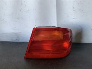 Piloto trasero mercedes a21082044 clase e bm 56136