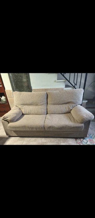 Todo tipo de muebles, decoración , menaje , libros