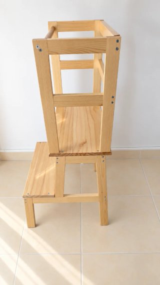 Torre di apprendimento leggera Montessori in legno