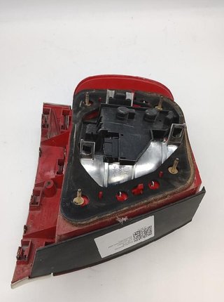 5643 piloto trasero derecho 8d0945096g audi a4