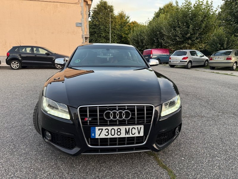 Audi S5 2011