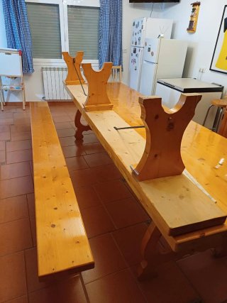 Banco de madera rústico