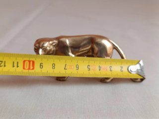 Figura felino en bronce