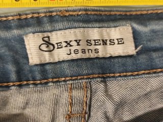 Jeans strappati donna