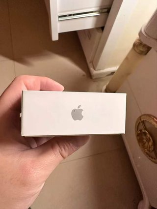 AirPods 4 Apple (ANC)