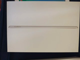 iPad 8ª Gen Wi-Fi + Penna + Cover