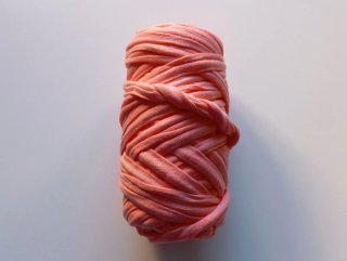 Ovillo trapillo coral