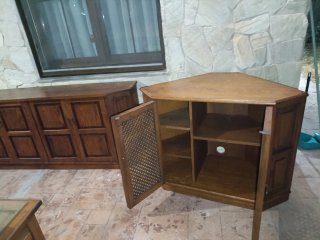 Aparador y mesa rincón madera maciza