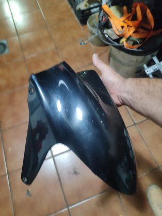Guardabarros delantero Yamaha Aerox 50