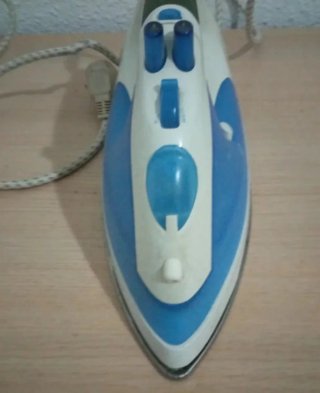 Plancha de vapor Severin