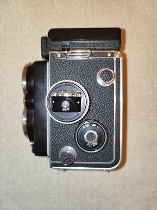 Rolleiflex 2.8F Planar 80mm f/2.8