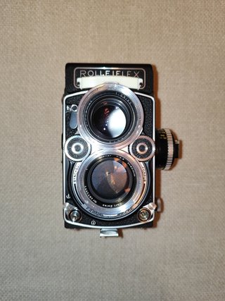 Rolleiflex 2.8F Planar 80mm f/2.8