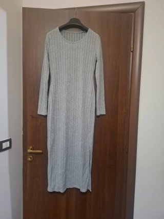 Vestito lungo grigio a costine