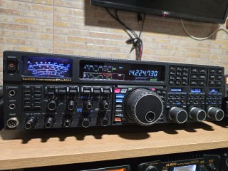 YAESU FTDX-5000 HF/50MHz Transceiver