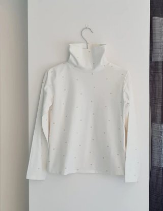 Camiseta cuello alto estrellas 9-10 años
