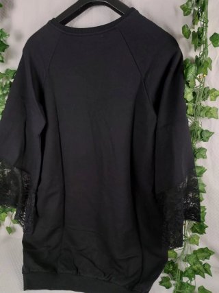 Maglione Lungo  Nero in  Pizzo Maniche a 3/4