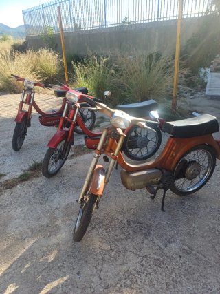 Lote 3 Vespino  1 gl y 2 sc  sin papeles Por 500e