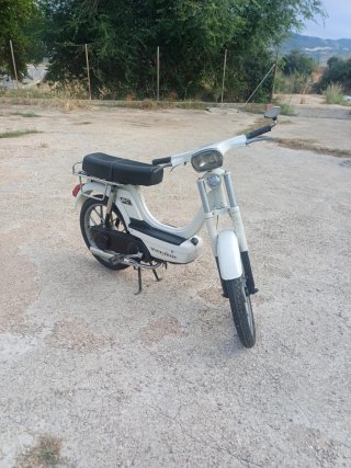Lote 3 Vespino  1 gl y 2 sc  sin papeles Por 500e