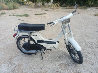Lote 3 Vespino  1 gl y 2 sc  sin papeles Por 500e