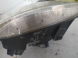 FARO DERECHO CITROEN SAXO 1.1 Furio