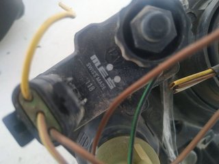 FARO DERECHO CITROEN SAXO 1.1 Furio