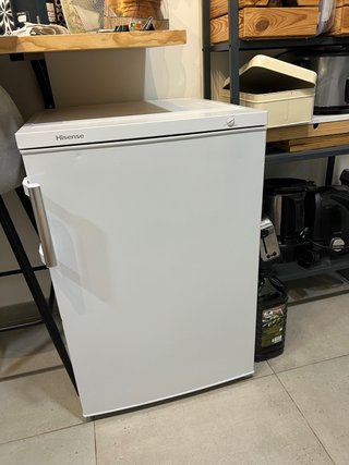 Congelador Hisense 85L Vertical