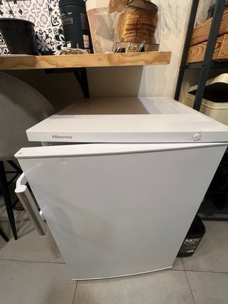 Congelador Hisense 85L Vertical