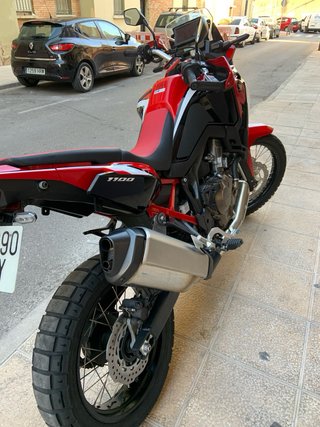 Honda CRF 1100 Africa Twin Roja
