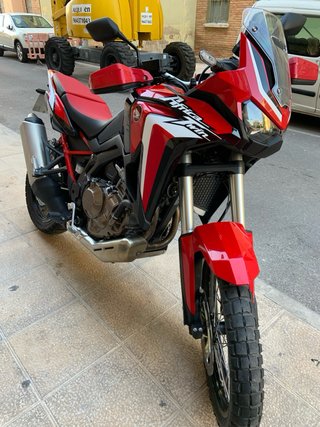 Honda CRF 1100 Africa Twin Roja