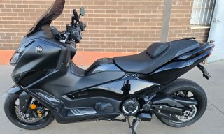 Tmax 560 Tech Max