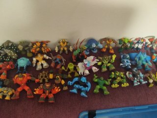 87 Figuras de colección giochi preziozi