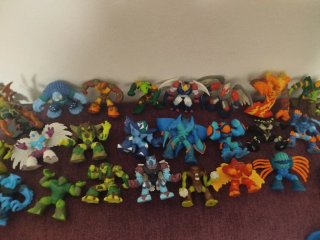 87 Figuras de colección giochi preziozi