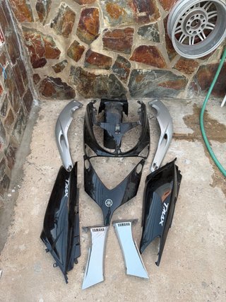 Plásticos Yamaha T-Max 500