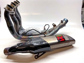 Escape Yamaha YZF R1M Akrapovic Full Ti Ref:316061