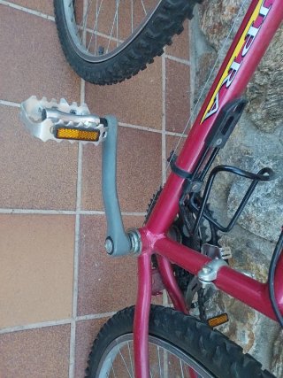 Bicicleta BH para reparar