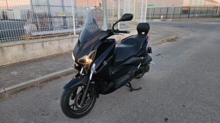 Yamaha X-MAX 250 Negra