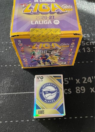Lote 300 cromos Liga Este 2026-27 sin repetir