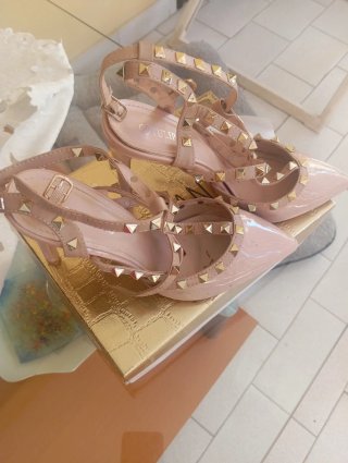 Tulipano Décolleté con Borchie Beige/Oro Tg 38