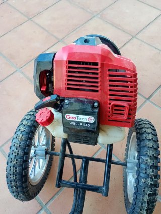 Cortacésped con ruedas