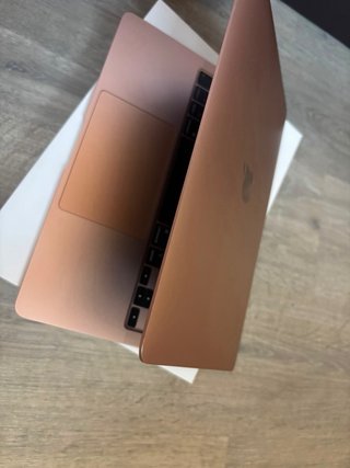 MacBook Air 13 i5 (2020) Oro - Piezas
