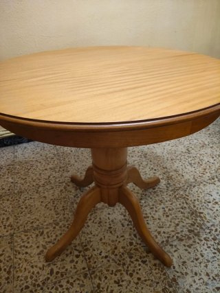 Mesa redonda extensible 90cm y 4 sillas