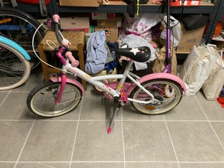 Bicicleta niña Btwin rosa y blanca