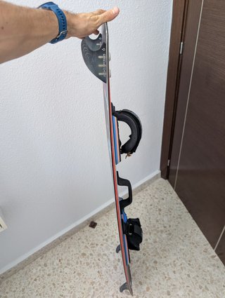 Tabla kitesurf Skywalker con fijaciones y quillas